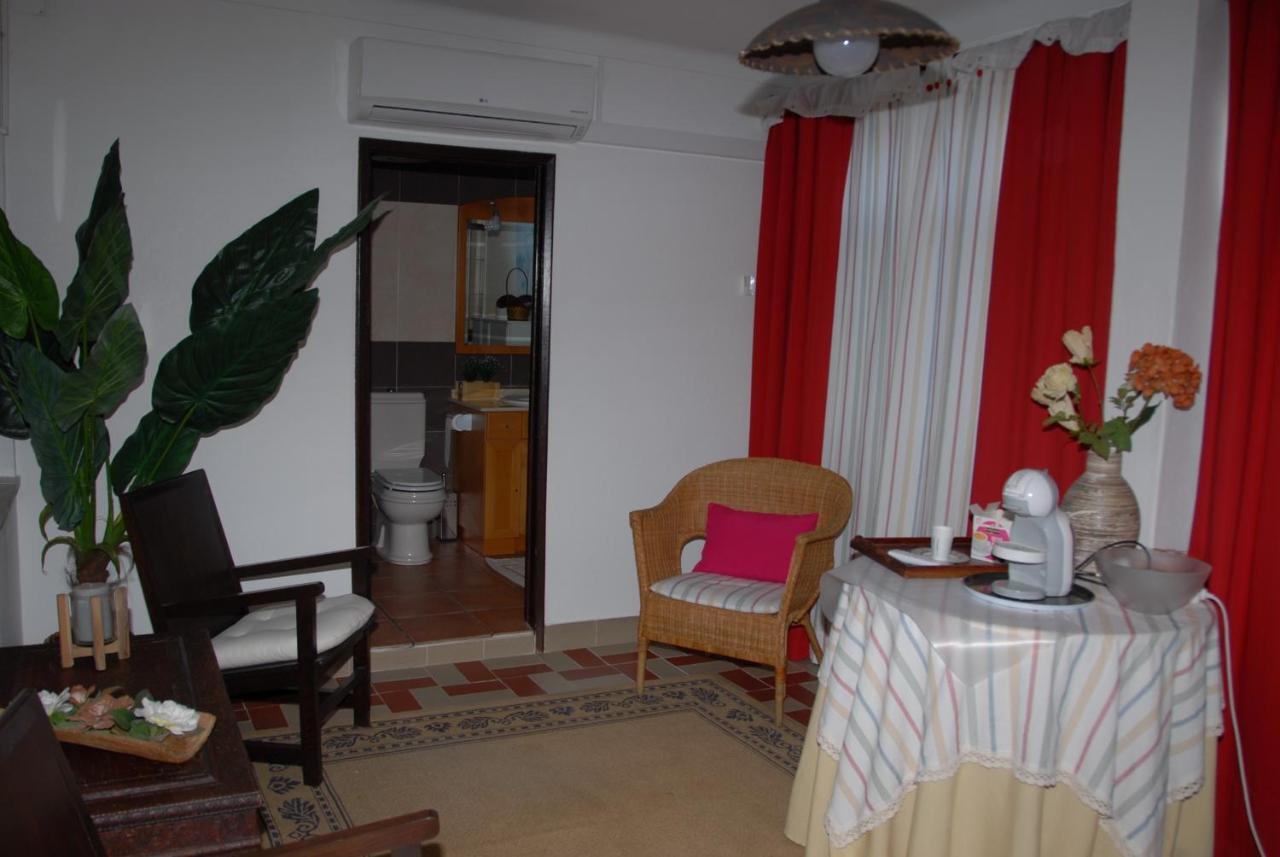 Casa Do Coreto Homestay *